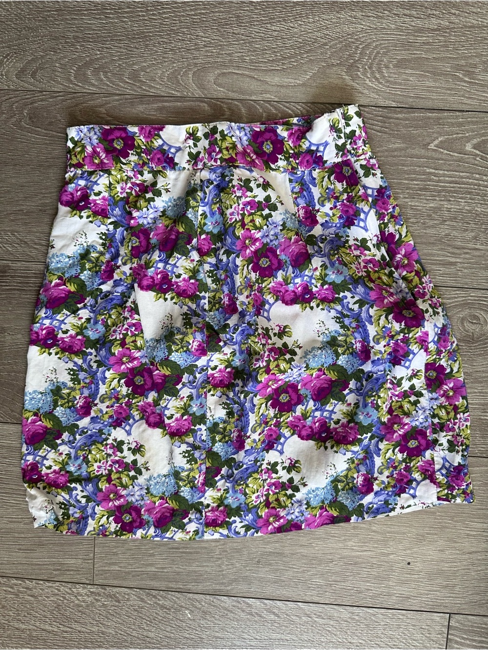 Vintage Rampage White Mini Skirt with Purple & Blue Floral Print